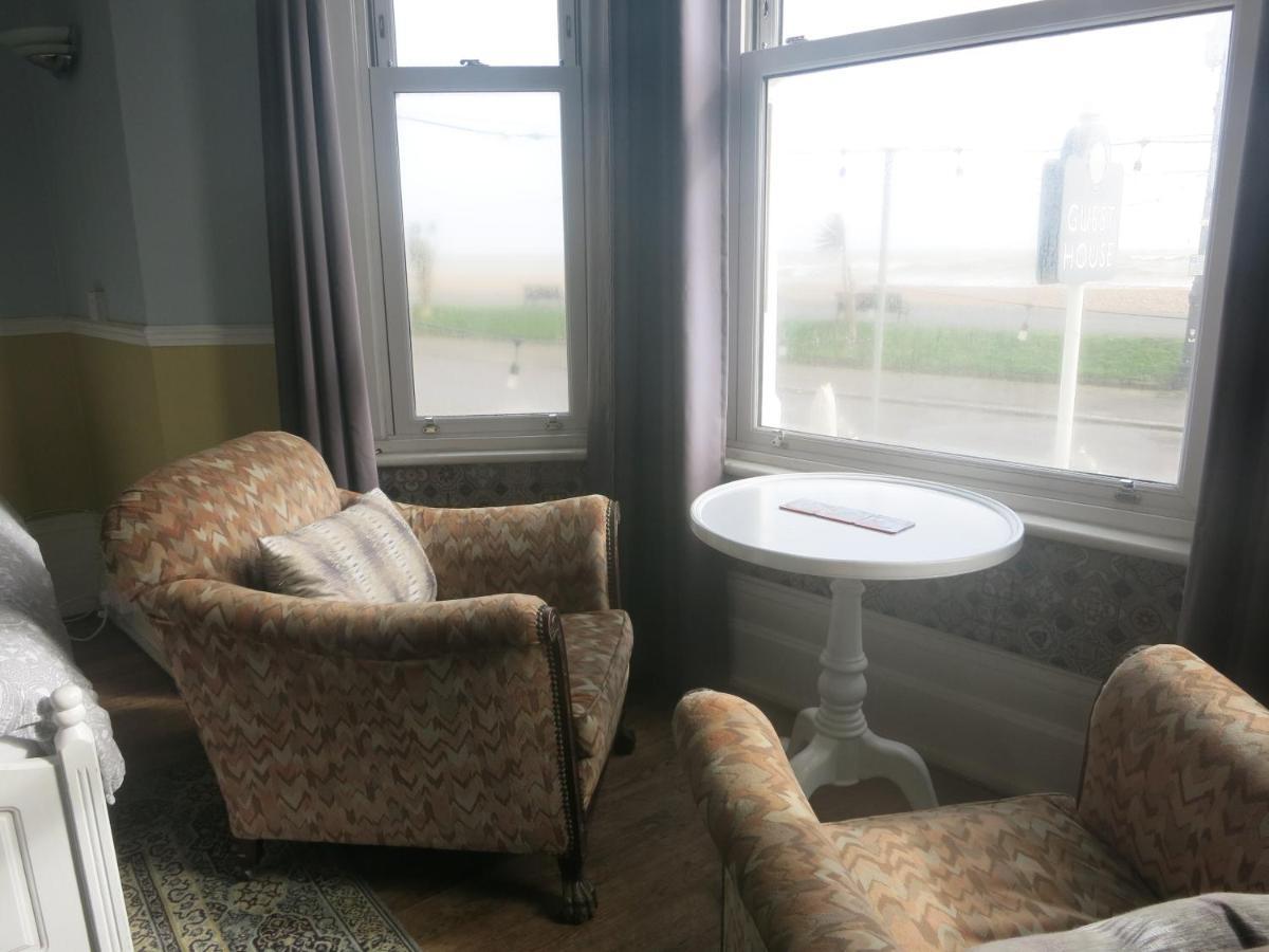 Marine View Guest House 沃辛 外观 照片