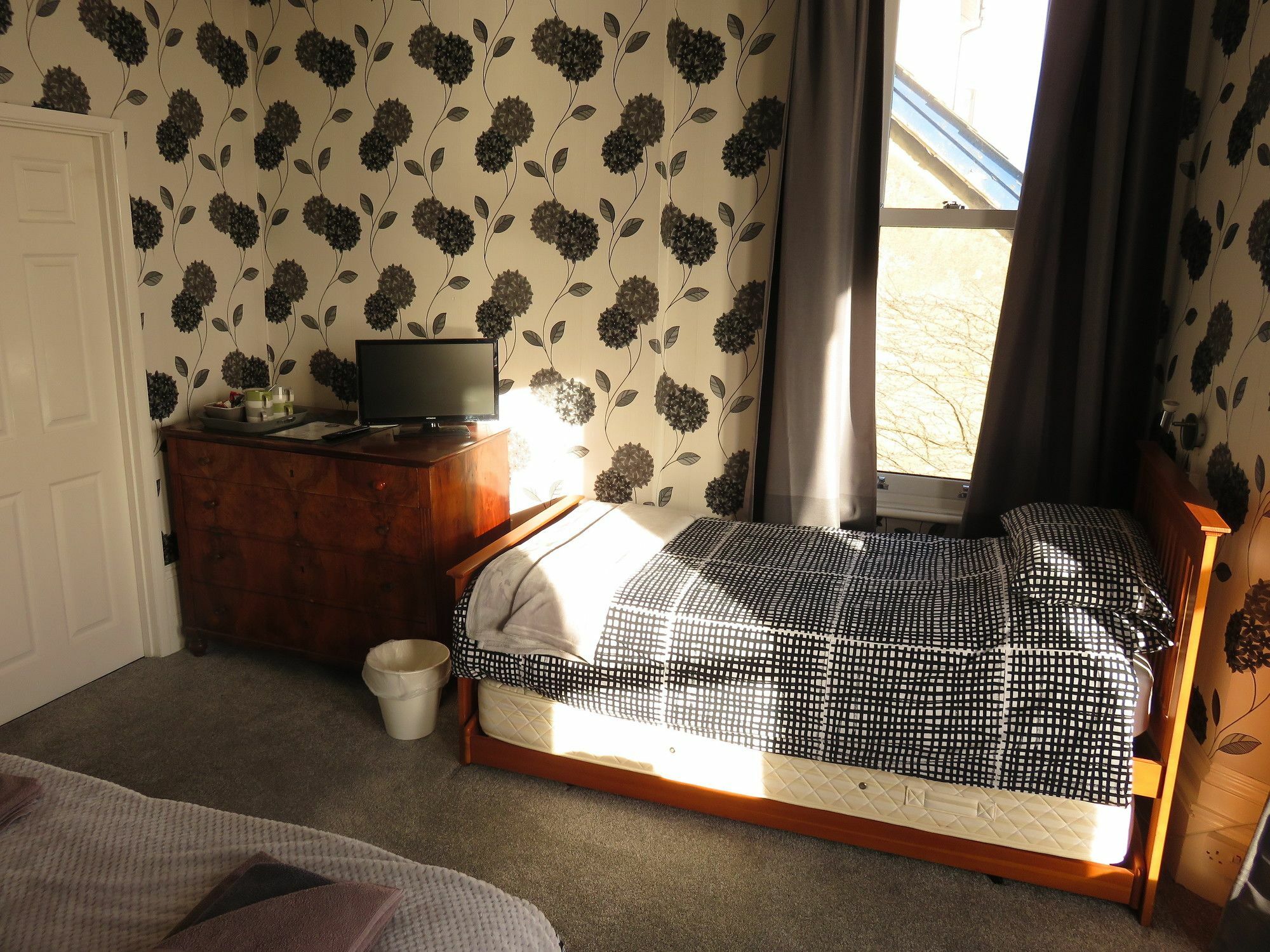 Marine View Guest House 沃辛 外观 照片